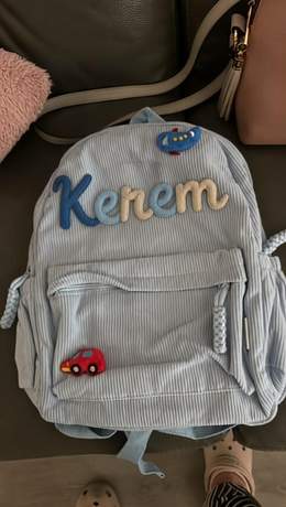 Kerem isminin işlendiği açık renkli LumiaBag